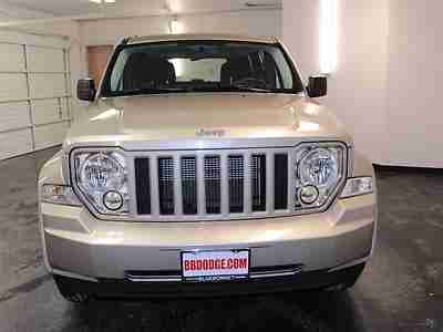 Roof Rack MP3 SIRIUS Radio Alloy Wheels Cruise Control Dual Air Bags, image 4