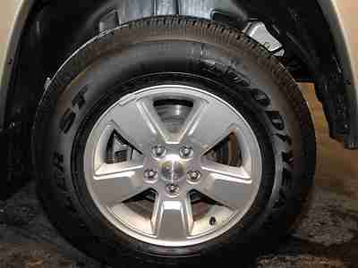 Roof Rack MP3 SIRIUS Radio Alloy Wheels Cruise Control Dual Air Bags, image 8