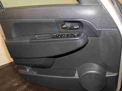 Roof Rack MP3 SIRIUS Radio Alloy Wheels Cruise Control Dual Air Bags, image 12