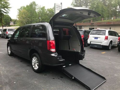 2015 chrysler town &amp; country handicap wheelchair many vans choose from call us