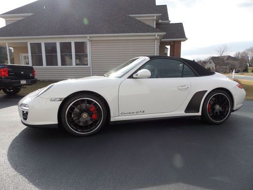 2011 porsche 911 carrera gts convertible 2-door 3.8l