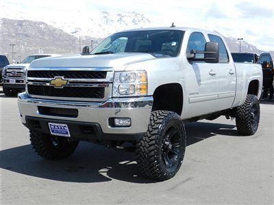 Crew cab ltz 4x4 duramax diesel allison custom lift wheels leather heated seats