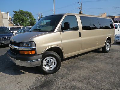 Gold 3500 lt,15 pass,rear air,84k hwy miles,warranty,cloth sts,ex-govt,nice