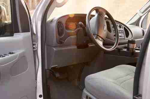 Raised Roof E-350 Wheelchair Van with Braun 800 lb. Commercial Rear Lift, US $25,000.00, image 10