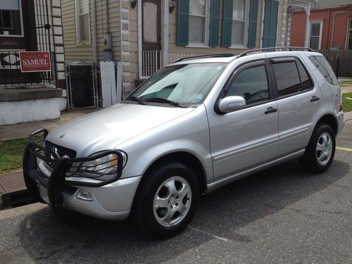 2004 mercedes-benz ml-350. 49k miles. clean vin. non-smoker. low reserve!