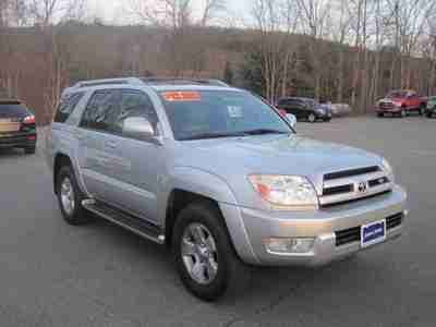 4Runner Truck with leather, sunroof, 4 wheel drive, 4 door, image 3