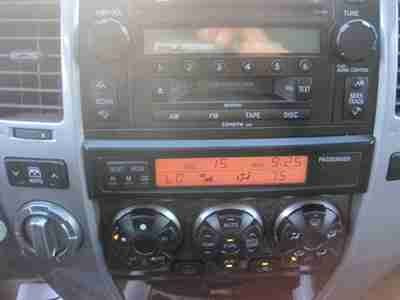4Runner Truck with leather, sunroof, 4 wheel drive, 4 door, image 20