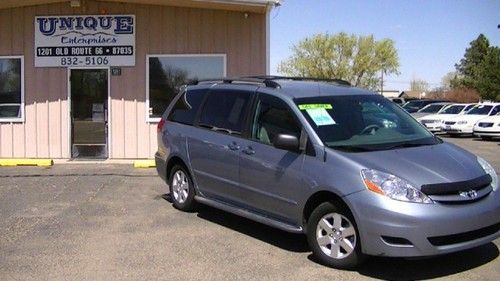 2006 toyota sienna le 8 passenger van