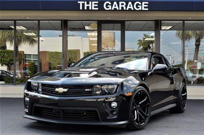 2013 chevrolet camaro zl1 auto trans,supercharged 6.2l 580hp lsa v8,black/black!