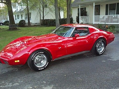 1977 chevrolet corvette 350ci 3 speed automatic runs/drives 100% sharp looking!