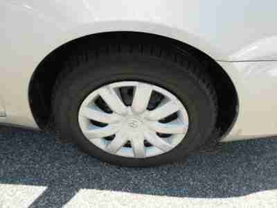 LE 2.4L CD Front Wheel Drive Tires - Front All-Season Tires - Rear All-Season, image 3