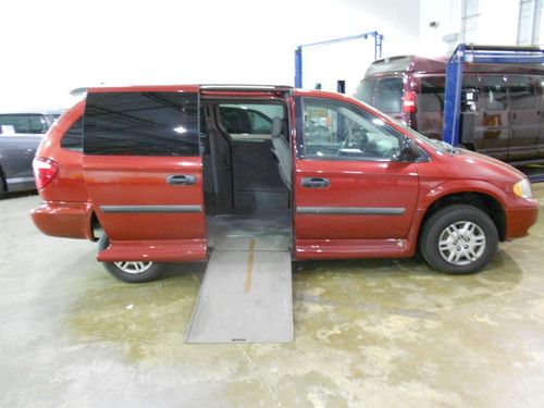 2007 dodge grand caravan se mini passenger van 4-door 3.3l