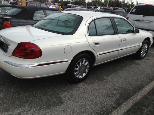 2002 lincoln continental base sedan 4-door 4.6l