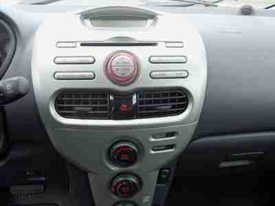 ALL ELECTRIC VEH SILVER W/ BLACK CLOTH INTERIOR ELECTRIC WALL CHARGER INCLUDED, image 10