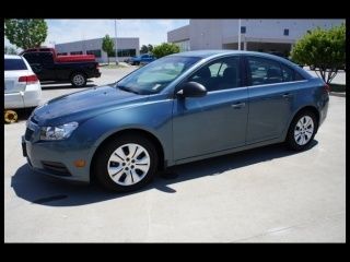 2012 chevrolet cruze 4dr sdn ls