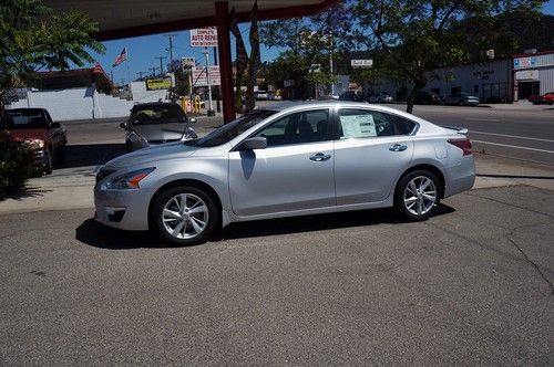 2013 Nissan Altima SV, Bluetooth, XM, Ipod/USB, Rear Camera Only 36 miles!, US $18,940.00, image 3
