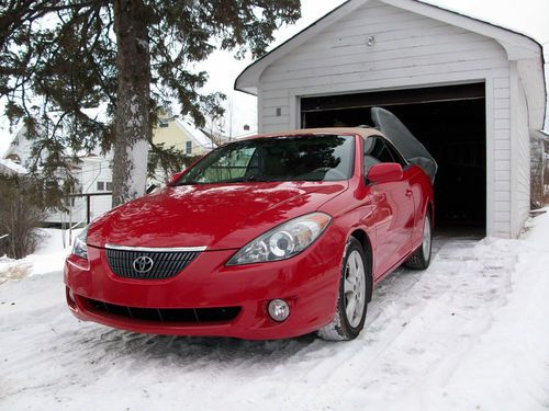 2005 red toyota solara sle convertible 2-door 3.3l v6 75,000 miles