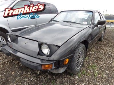 1982 porsche 924 coupe 5spd