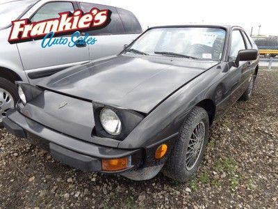 1982 porsche 924 coupe 5spd