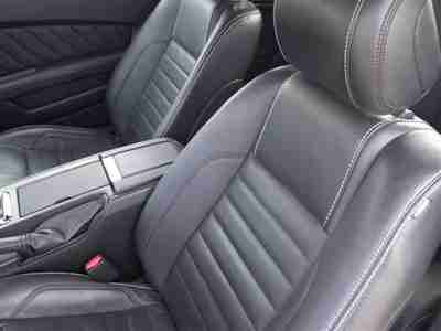 2012 Ford Mustang Convertible Premium Black V6 Certified 3.7L Only 16652 miles, image 8