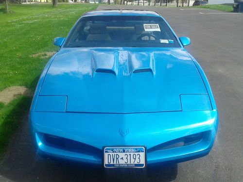 1989 pontiac firebird pro-am ii &lt; 8k miles on crate engine! formula t-tops