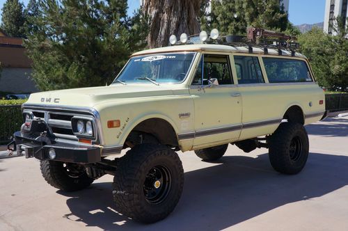 June 2013 four wheeler magazine cover truck. coolest 72 gmc suburban 4x4