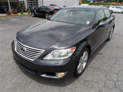 1-owner low miles navigation moonroof heated seats front and rear power sunshade