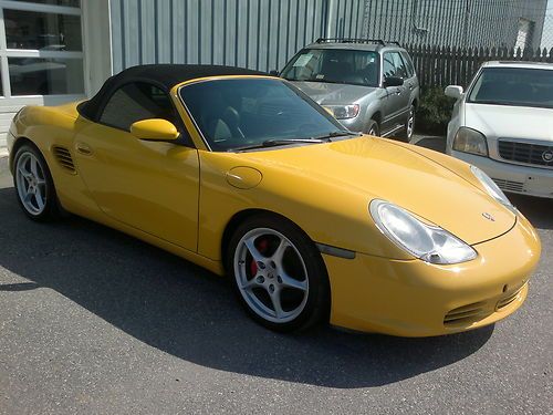 Clean 2004 porsche boxter with low mileage and cold air. runs like new