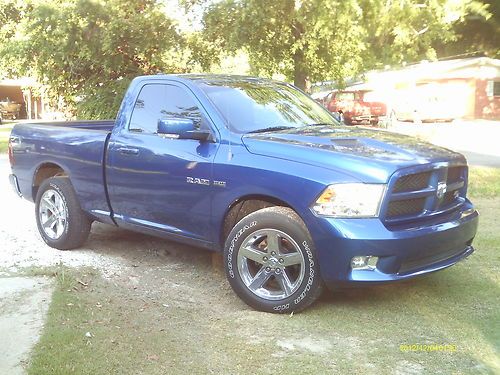 2010, 2 door, dodge ram hemi r/t pickup