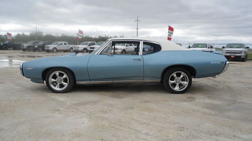 1968 pontiac tempest  (gto  clone)