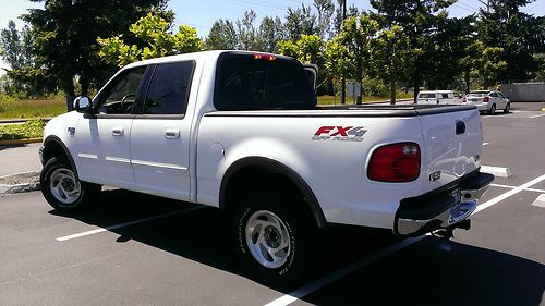 ***2003 ford f-150 xlt crew cab - 4x4 - awesome truck!!!***