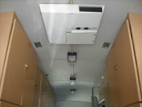 1996 FORD CHAMPION MOTORHOME,MOBILE WORK VAN,DOG GROOMING VAN, 39,000 MILES,NICE, image 9