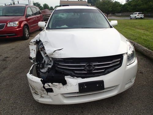 2011 Nissan Altima, salvage, damaged, runs drives,, image 10
