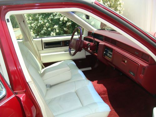 1991 Cadillac DeVille Touring Sedan 4-Door 4.9L, image 9