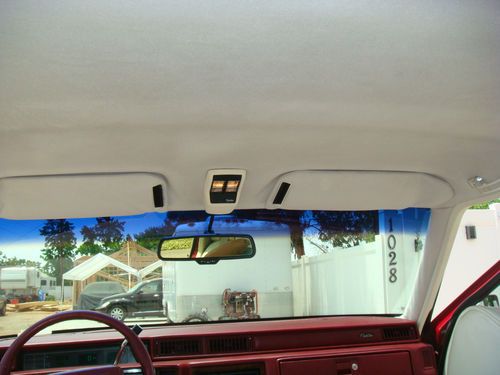 1991 Cadillac DeVille Touring Sedan 4-Door 4.9L, image 13