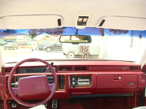 1991 Cadillac DeVille Touring Sedan 4-Door 4.9L, image 14