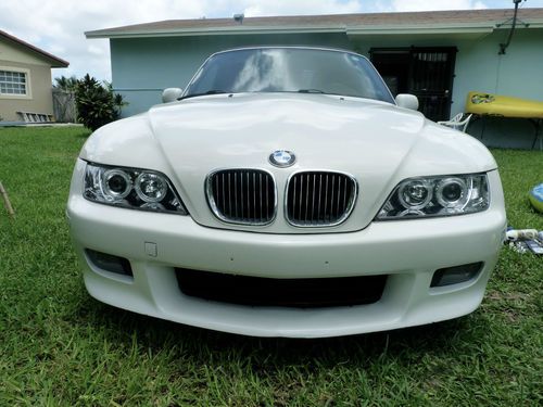 2000 bmw z3 roadster convertible 2-door 2.5l