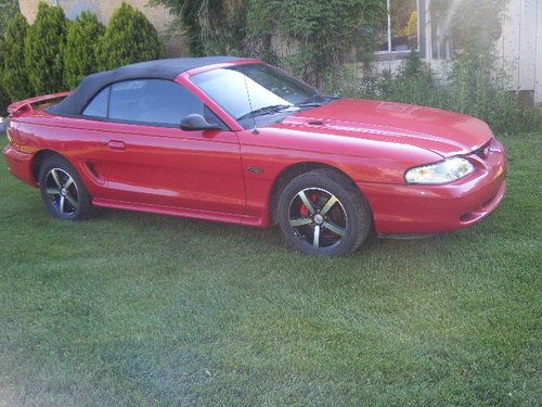 1998 ford mustang gt convertible 2-door 4.6l