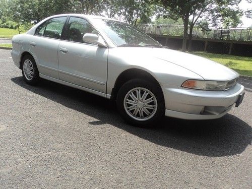 2001 mitsubishi galant es nice clean car save gas runs great.