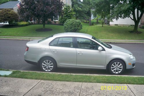 2010 volkswagon jetta limited new car trade