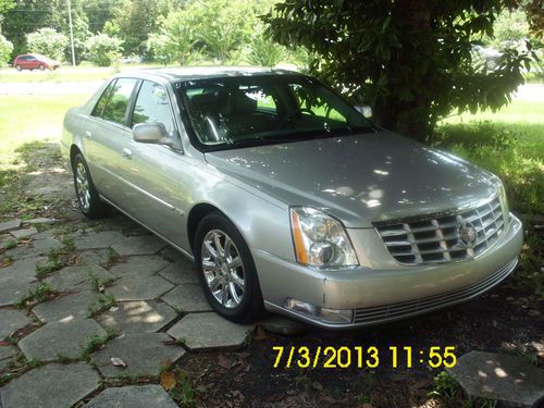 2008 cadillac dts