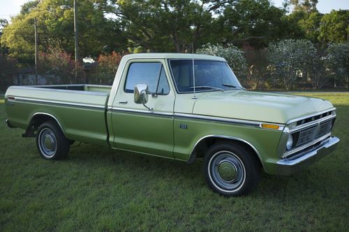 Ford f-150 pick up truck  jade green/chrome yellow  unrestored original beauty.