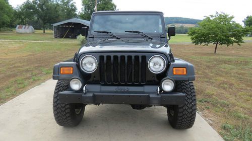 2002 jeep wrangler 2-door 4.0l