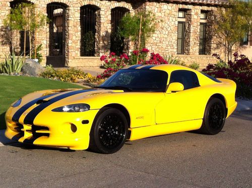 Dodge viper gts