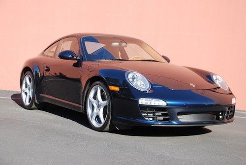 2009 garage art porsche 911! spectacular condition! 1 owner!