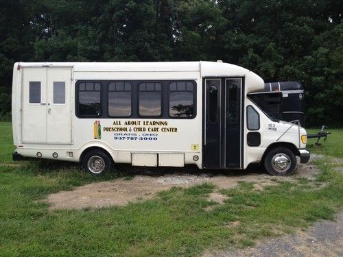 1998 ford cutaway van e45 16 passenger party church daycare bus
