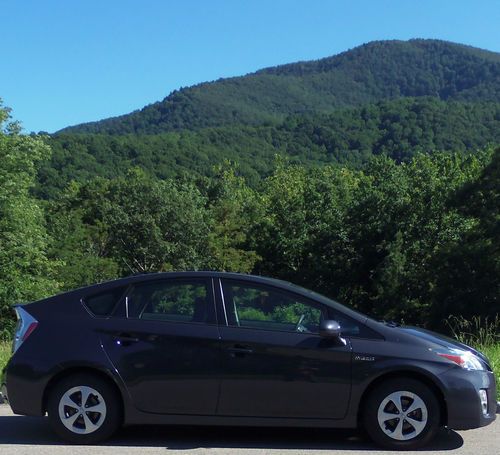 2010 toyota prius base hatchback 4-door 1.8l