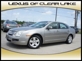 2008 ford fusion 4door sedan automatic  4 cylinder  clean carfax