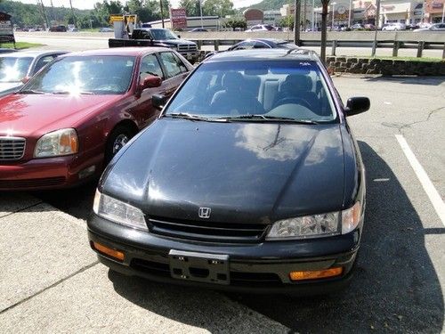 1995 honda accord 58k, very clean warranty