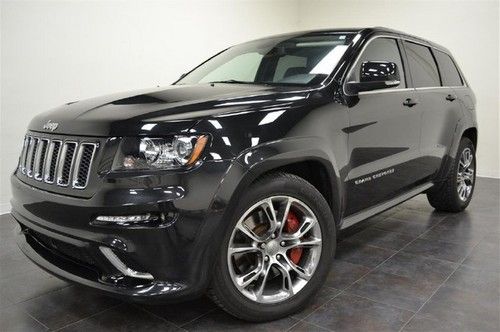 2012 jeep grand cherokee~srt-8~4x4~loaded~navi~panoramic~htd~we finance!!